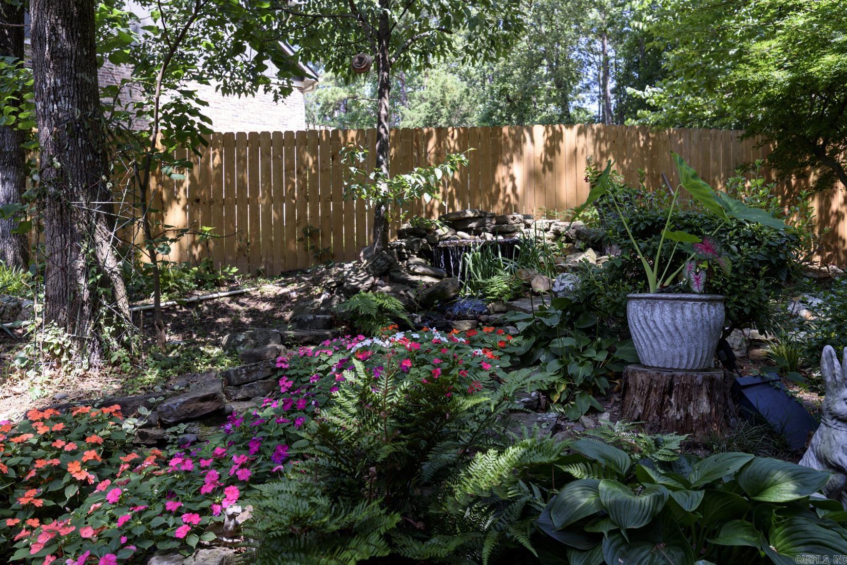 PEBBLE BEACH PARK - Residential