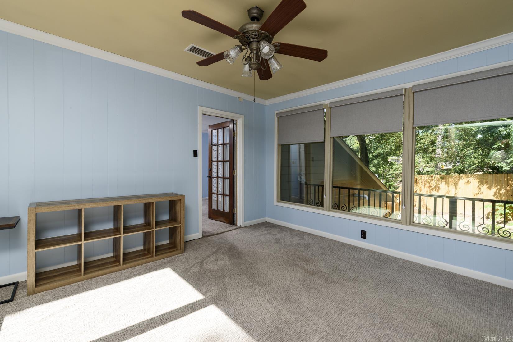 PEBBLE BEACH PARK - Residential