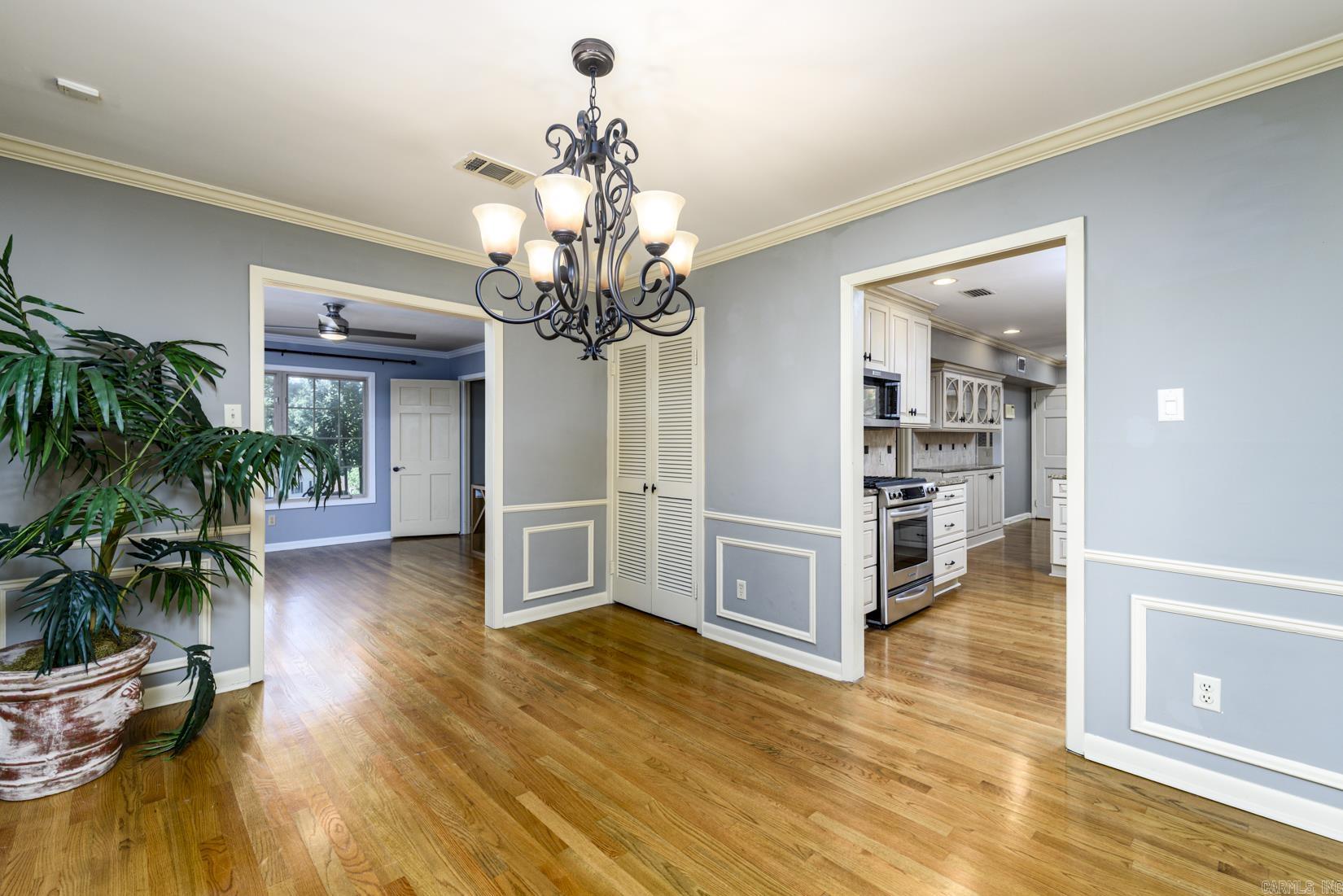 PEBBLE BEACH PARK - Residential