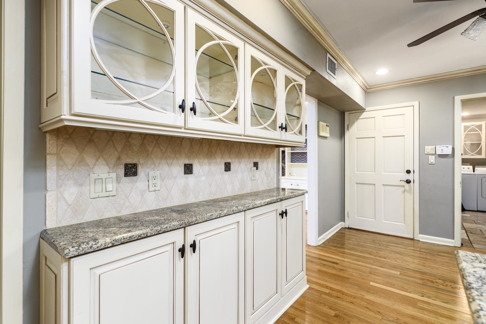 PEBBLE BEACH PARK - Residential