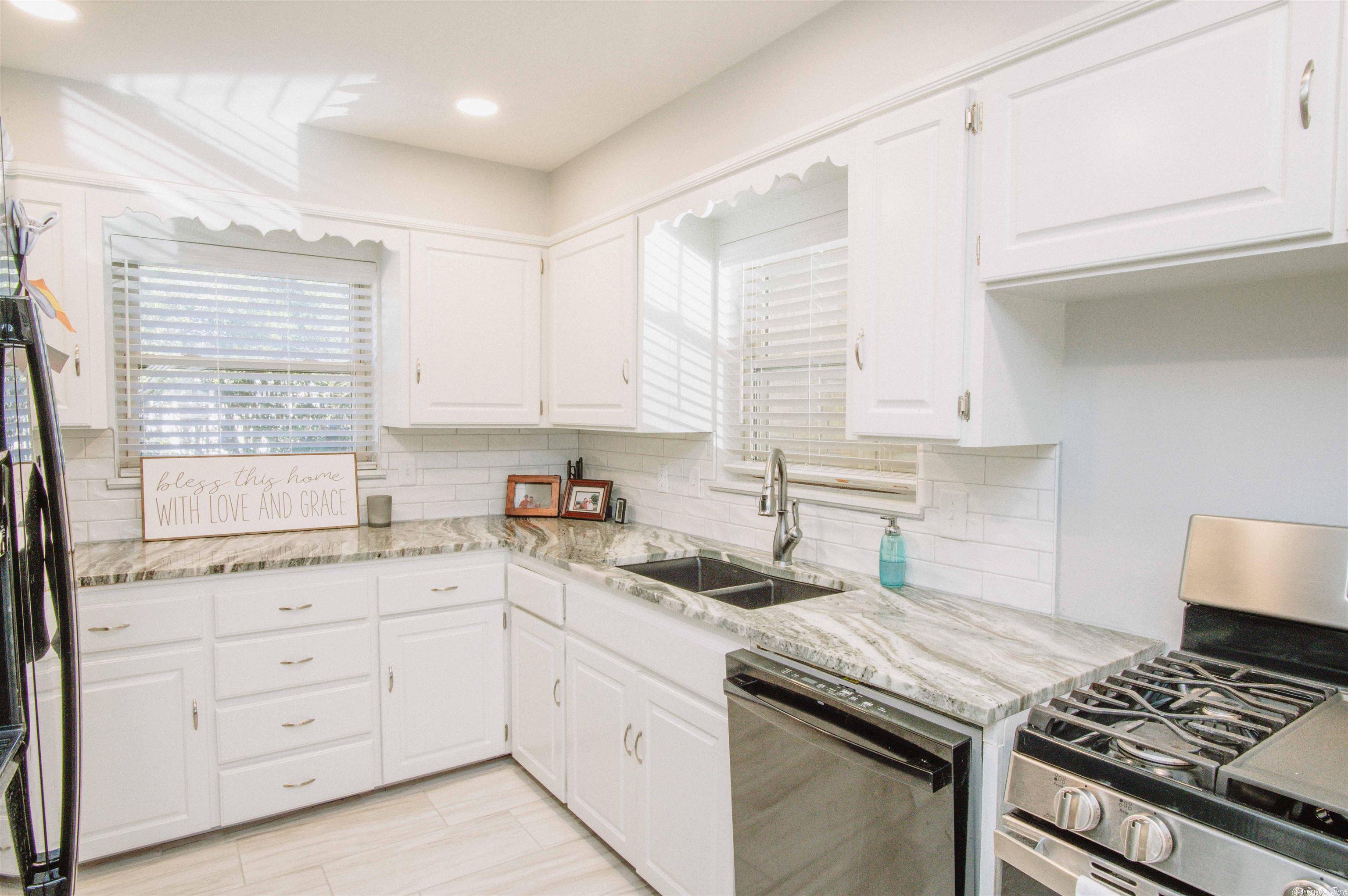 RIVERCLIFF - Residential