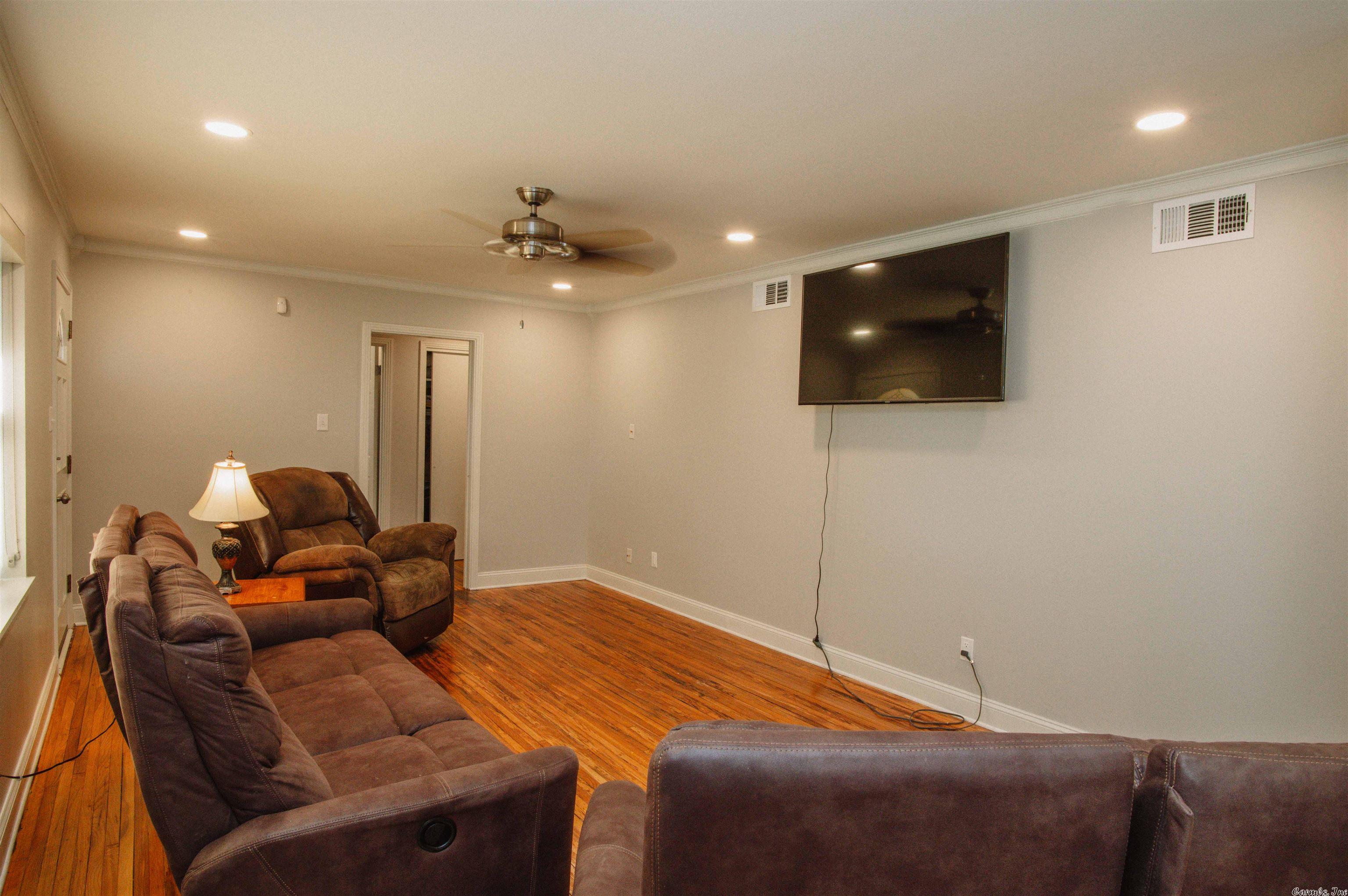 RIVERCLIFF - Residential