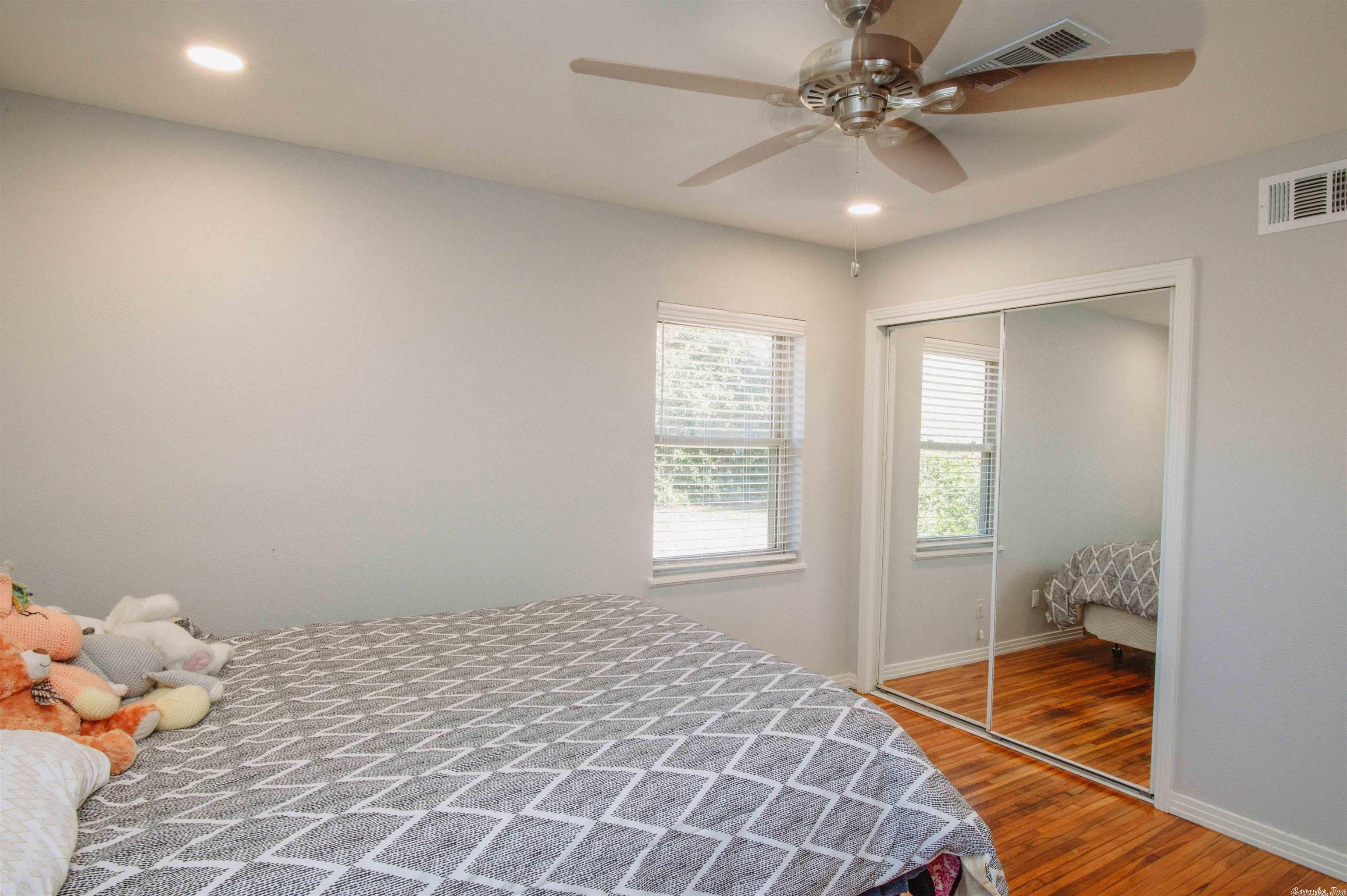 RIVERCLIFF - Residential