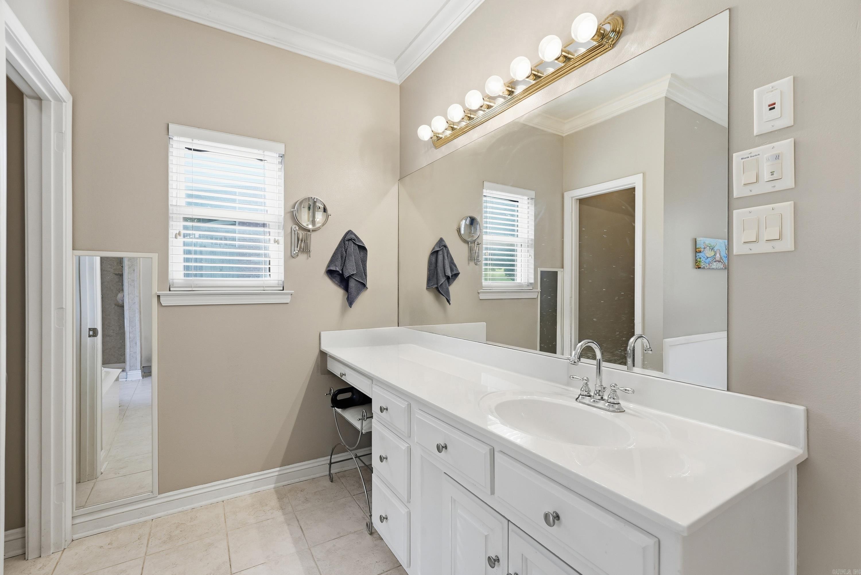 OVERBROOK - Residential