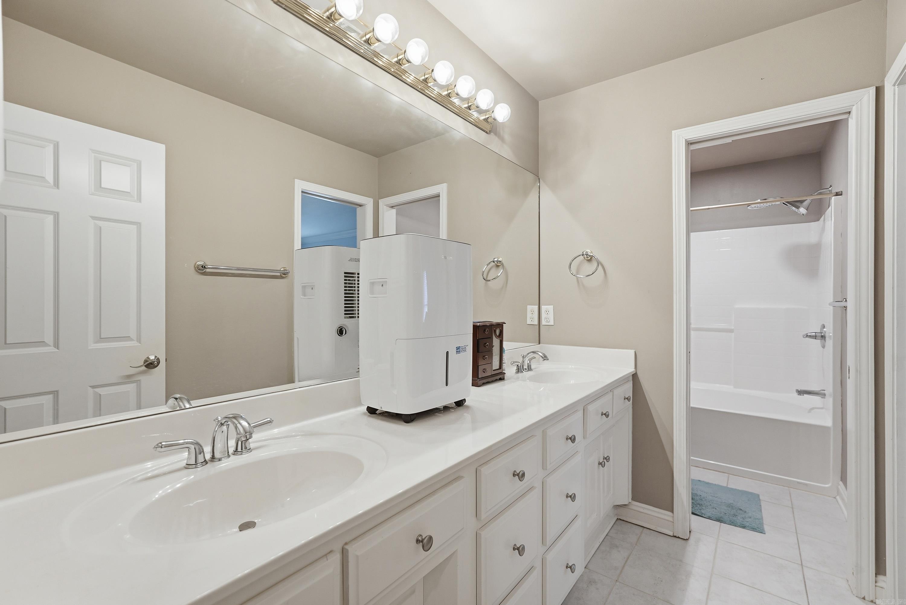 OVERBROOK - Residential