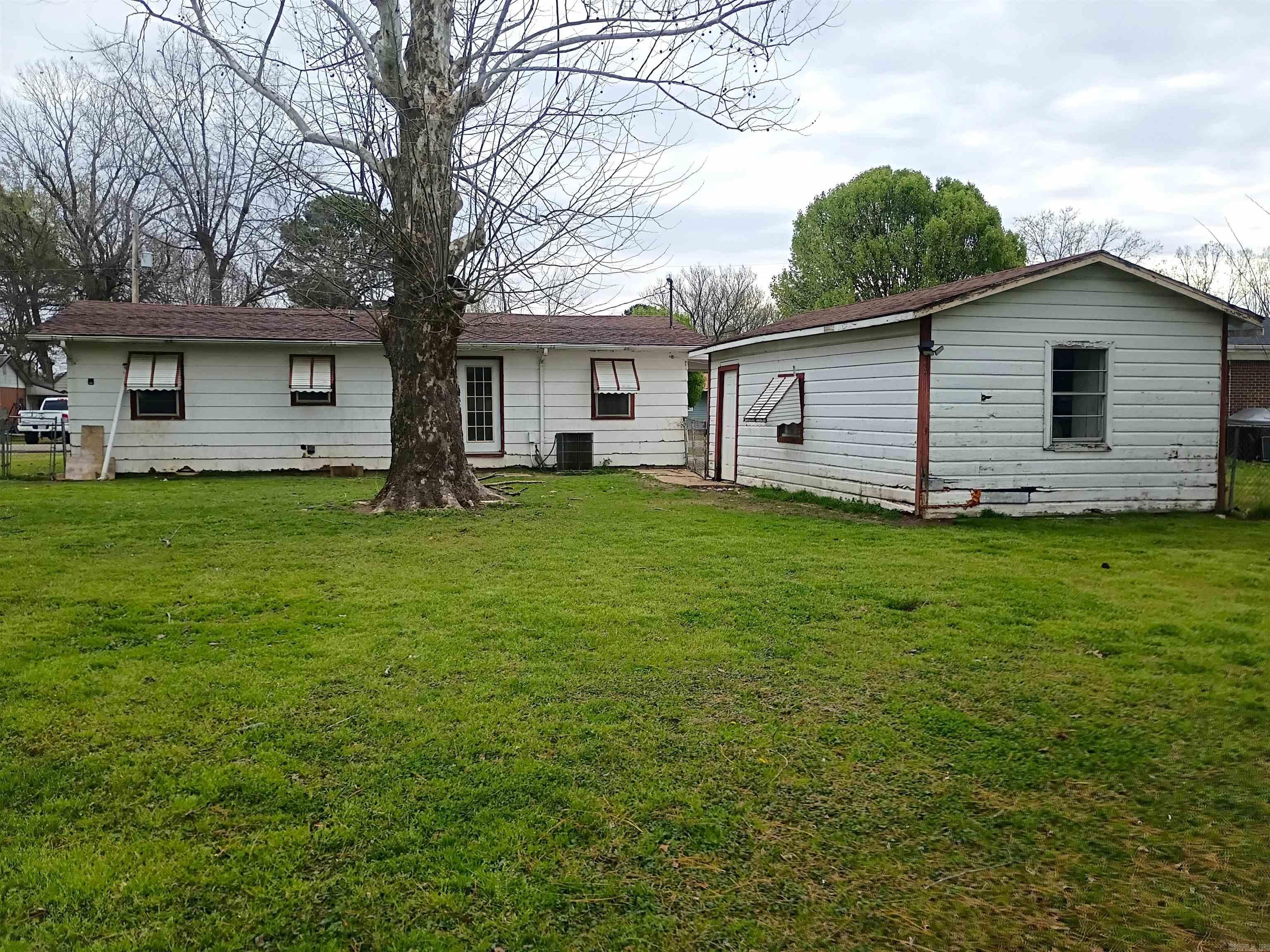 Henley 2nd - Residential