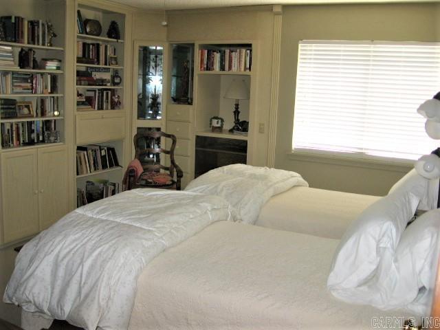 COUNTRY CLUB RIDGE TOWN - Residential