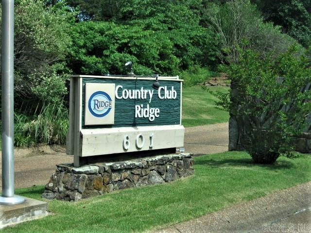 COUNTRY CLUB RIDGE TOWN - Residential