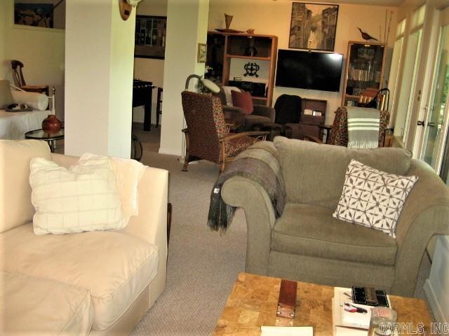 COUNTRY CLUB RIDGE TOWN - Residential