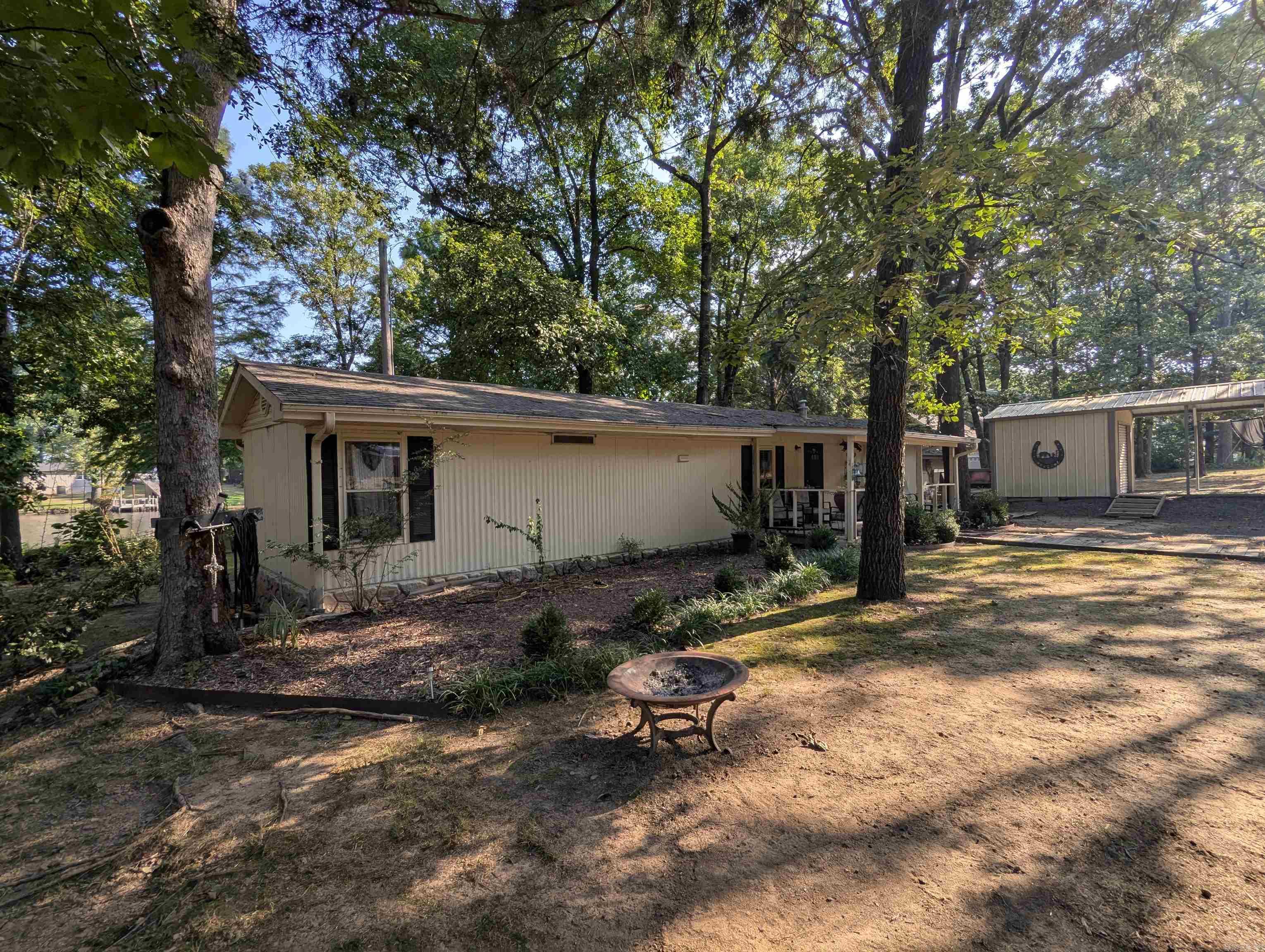 PINE VALLEY - Residential