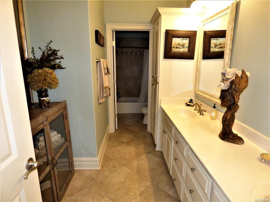 Oak Shores Estates - Residential