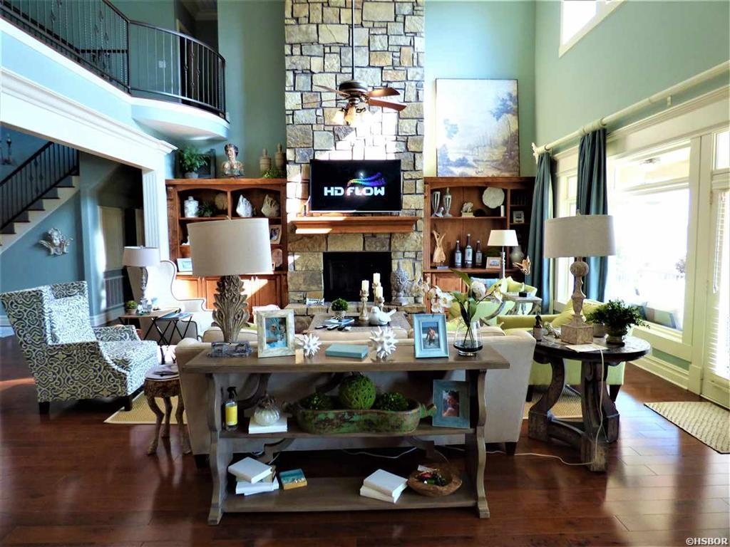Oak Shores Estates - Residential
