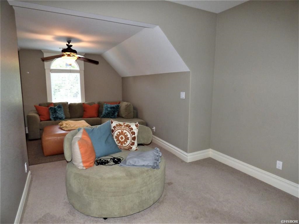 Oak Shores Estates - Residential