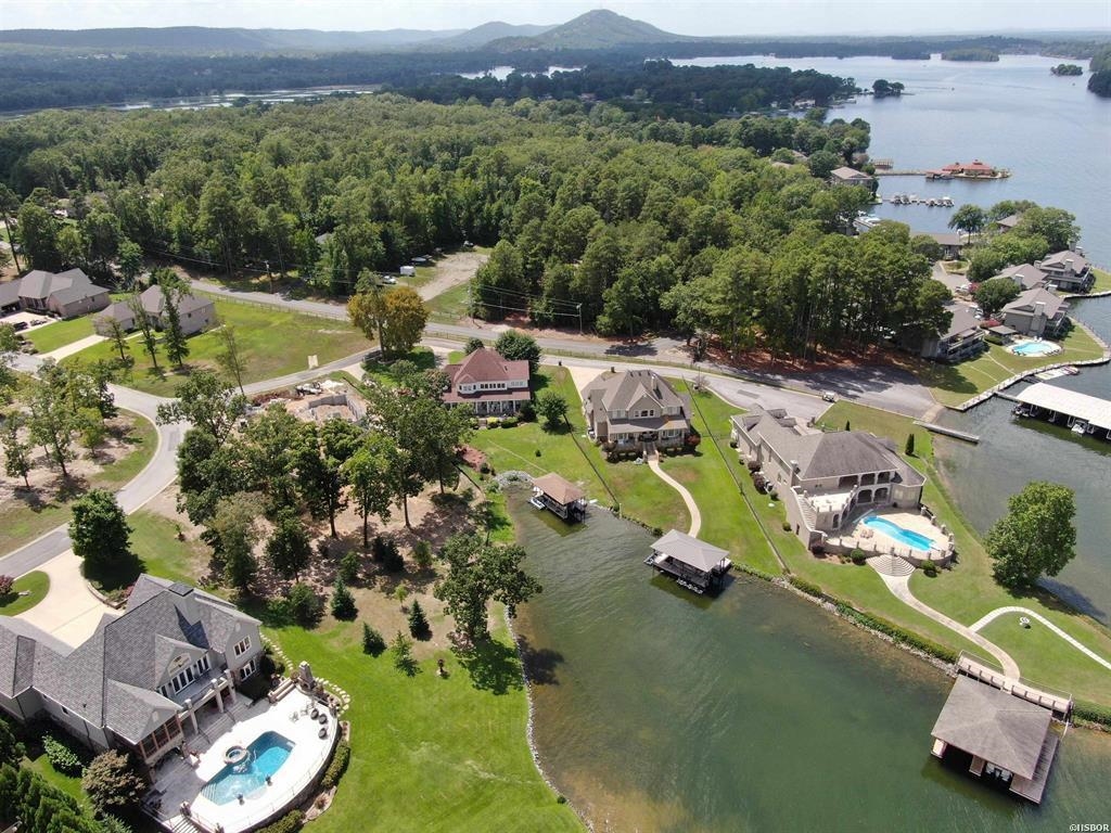 Oak Shores Estates - Residential