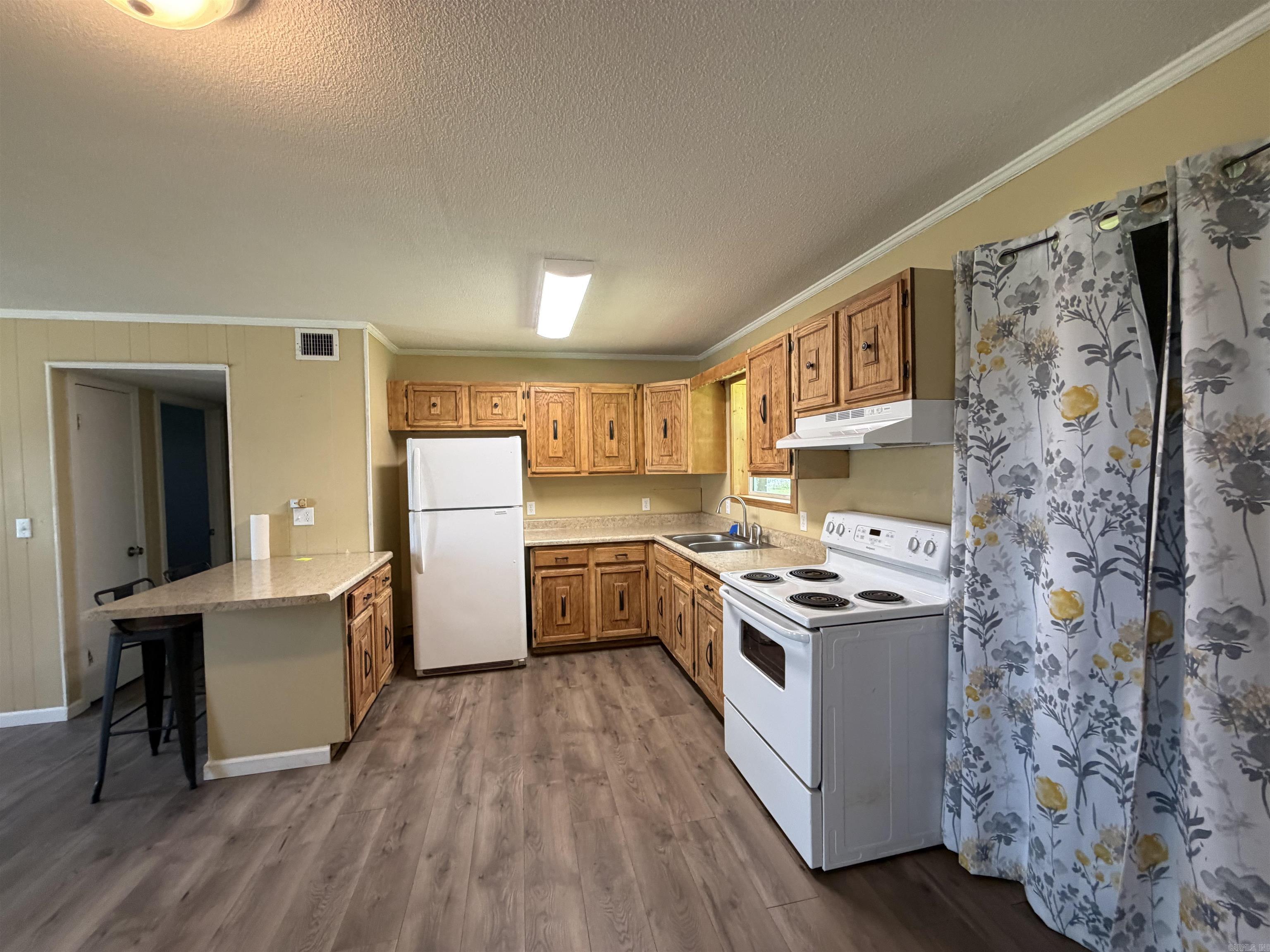 PUGH S/D WEST DANIEL ADD - Residential