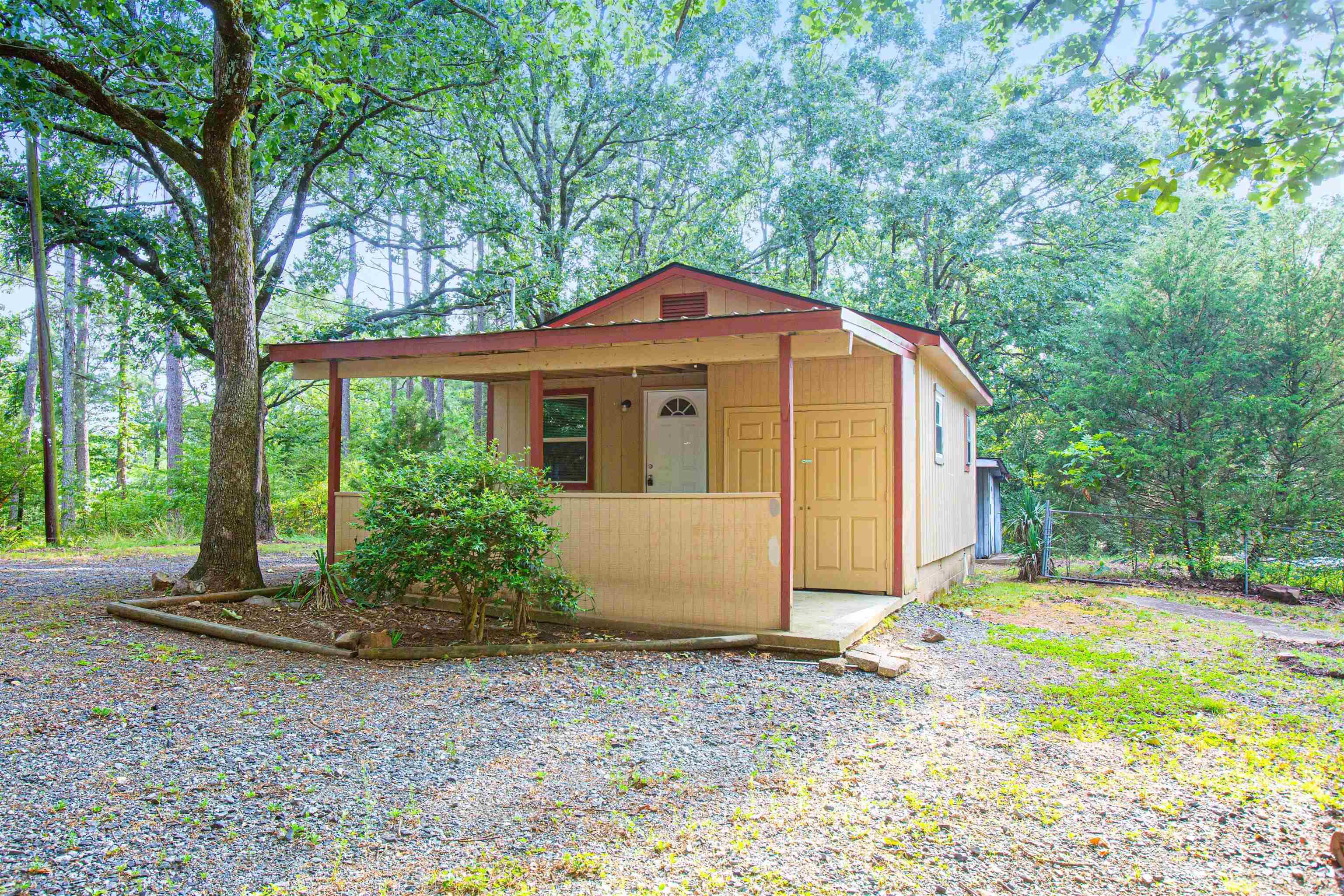 Cozy 1BD/1BA home in Sherwood. Quiet neighborhood away from all the noise. Ceiling fans throughout. Extra storage space in the back. The lease for this property is for 2 years with a 3% increase after the first year. Income has to be 3x the amount of rent. NO SECTION 8.  **ALL PROPERTIES MAY NOT BE MOVE-IN READY**