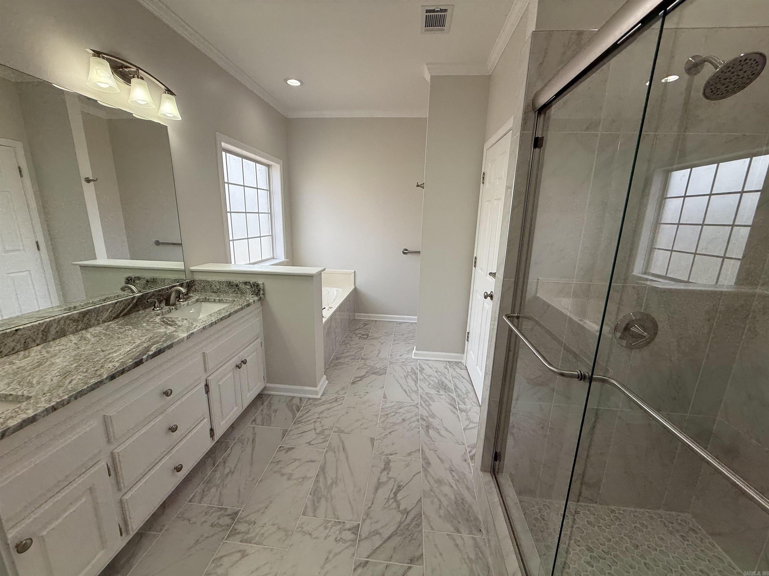 WOODLANDS EDGE - Residential
