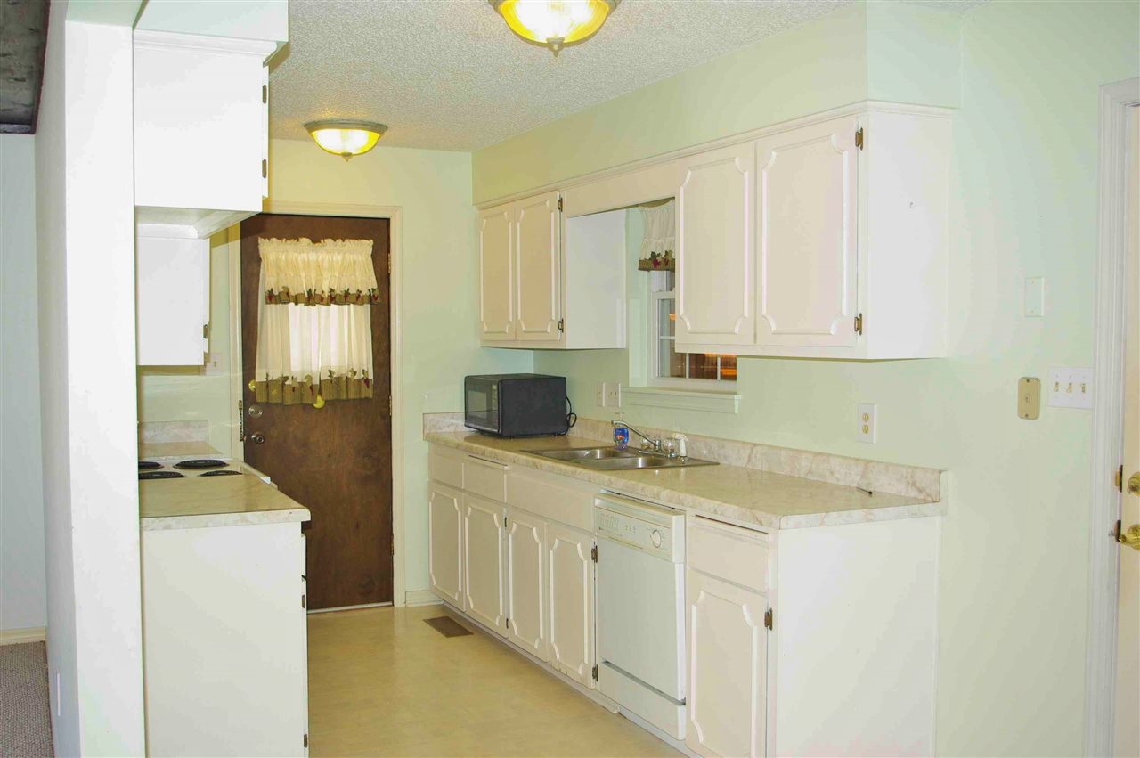 CHELSEA GLADE - Residential