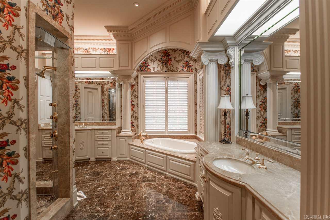HICKORY HILLS - Residential