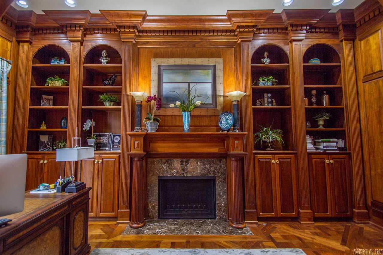 HICKORY HILLS - Residential