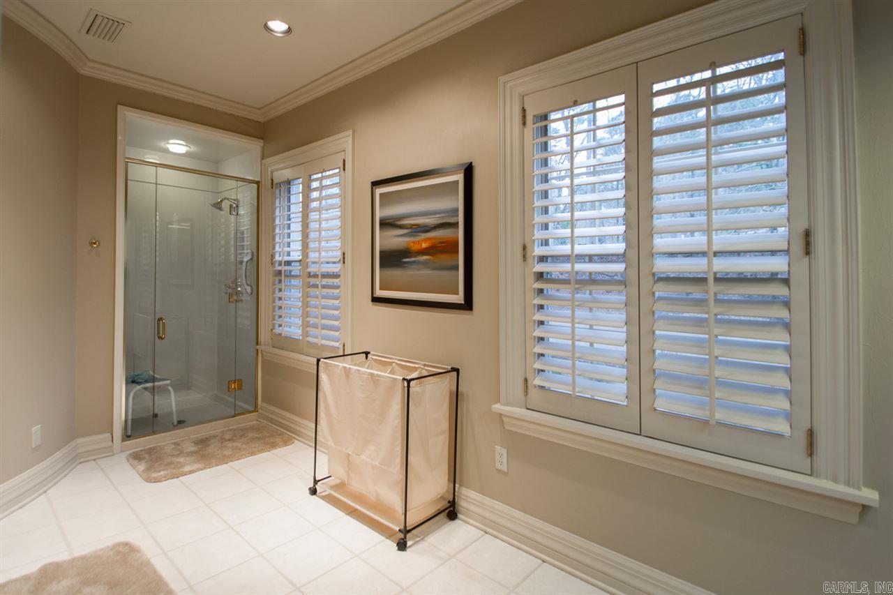 HICKORY HILLS - Residential