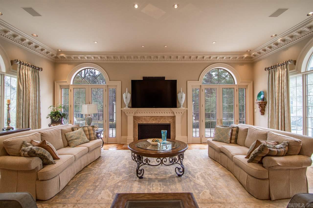 HICKORY HILLS - Residential