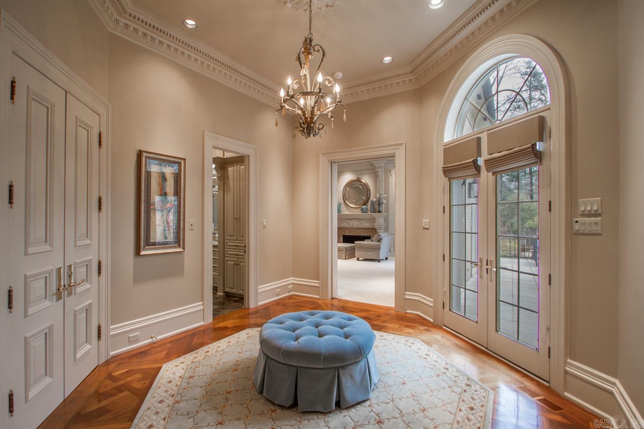 HICKORY HILLS - Residential