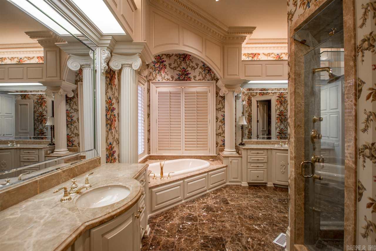 HICKORY HILLS - Residential