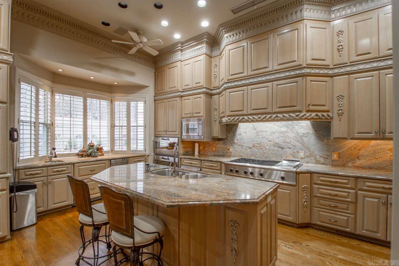 HICKORY HILLS - Residential