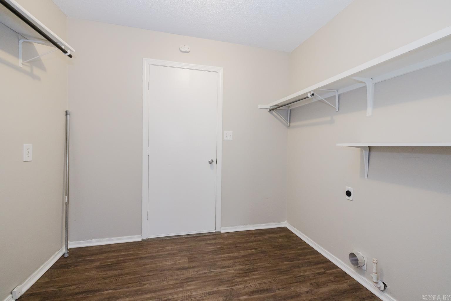 CARYWOOD - Residential