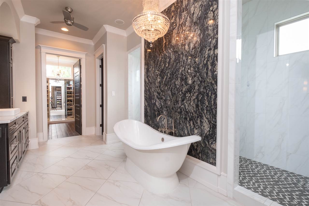 BELLA ROSA ESTATES - Residential
