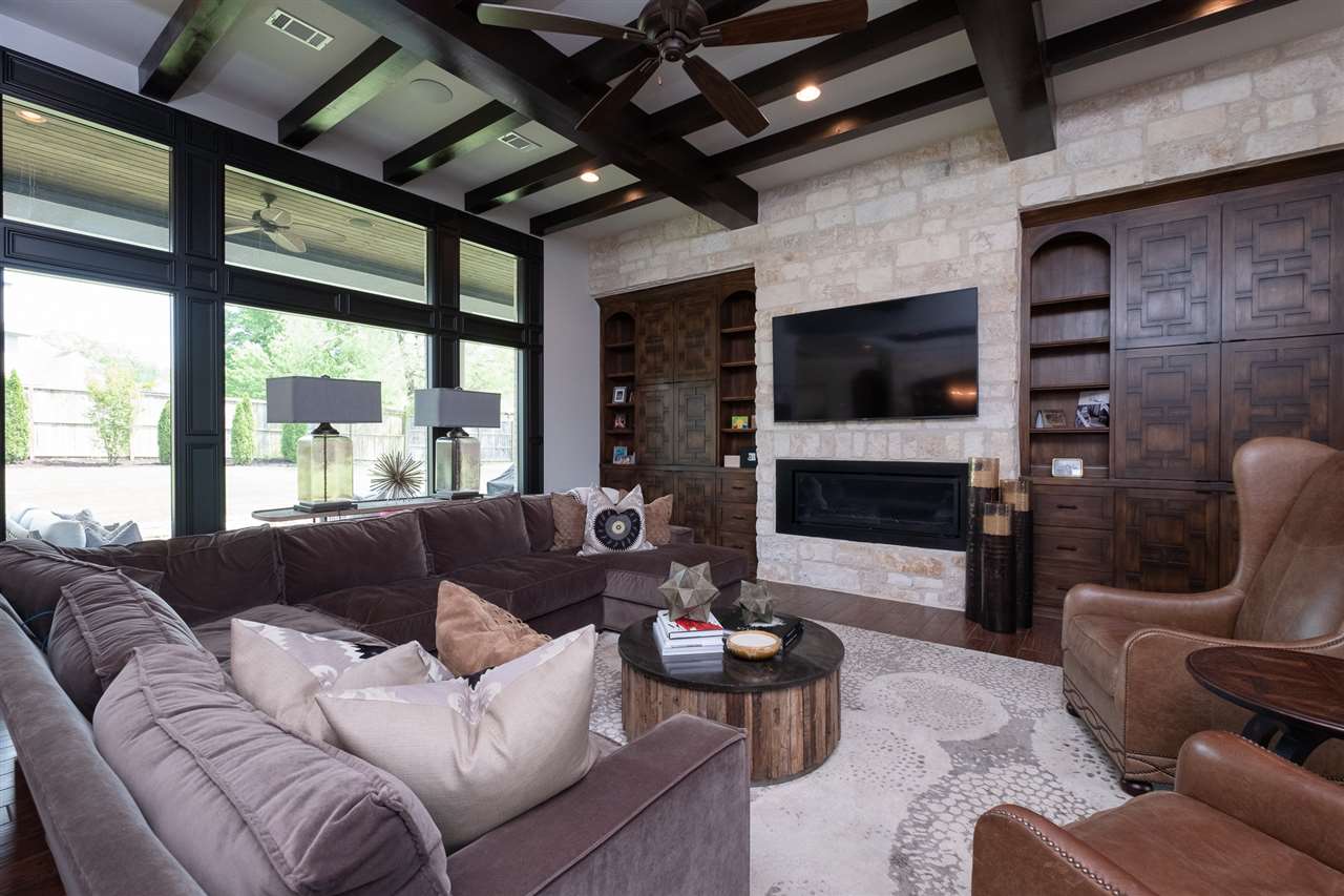 BELLA ROSA ESTATES - Residential