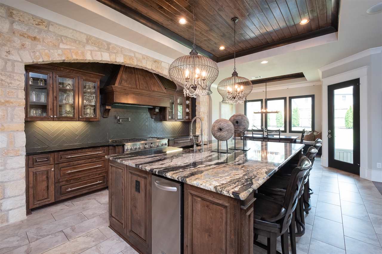 BELLA ROSA ESTATES - Residential