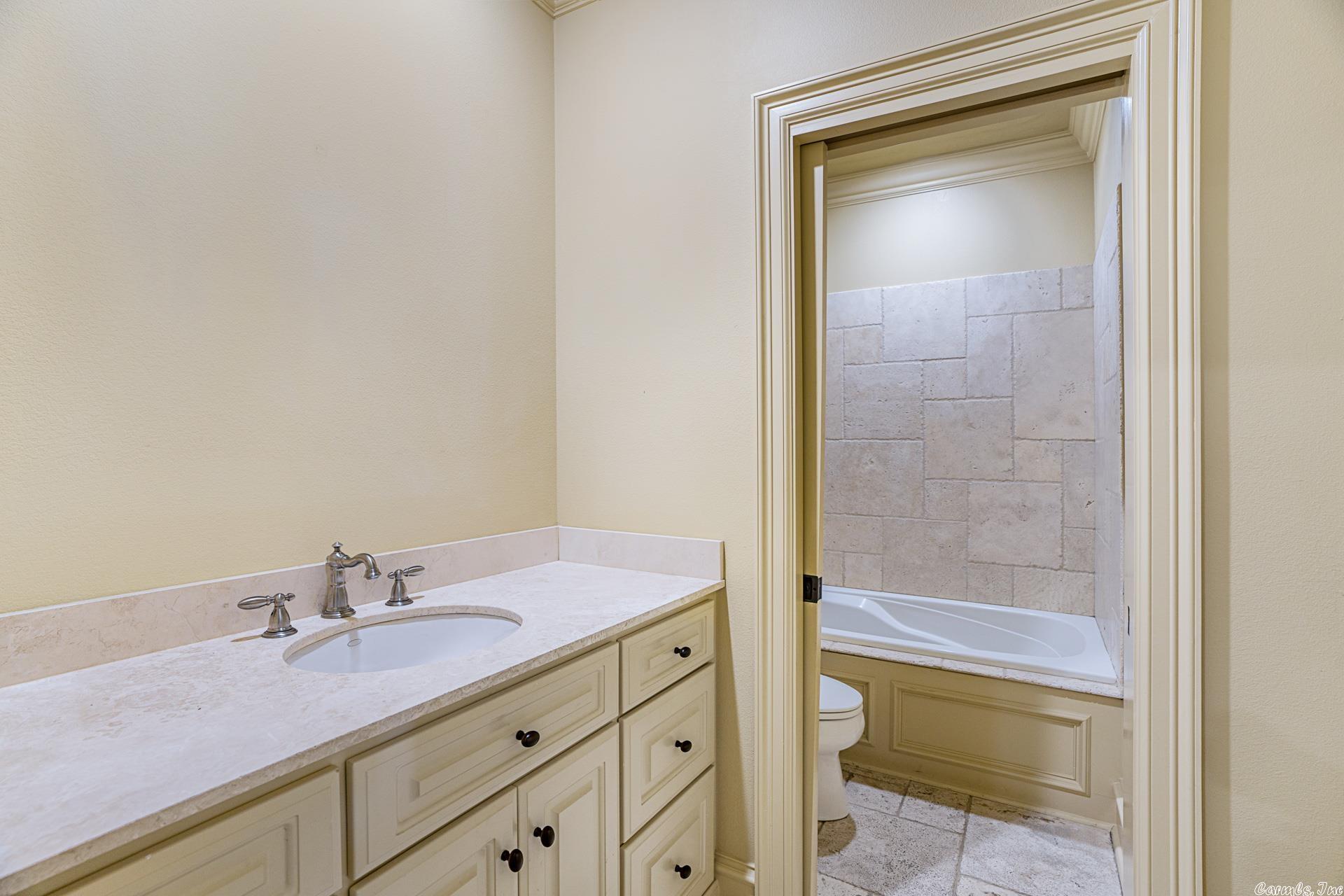 CHENAL VALLEY ORLE - Residential