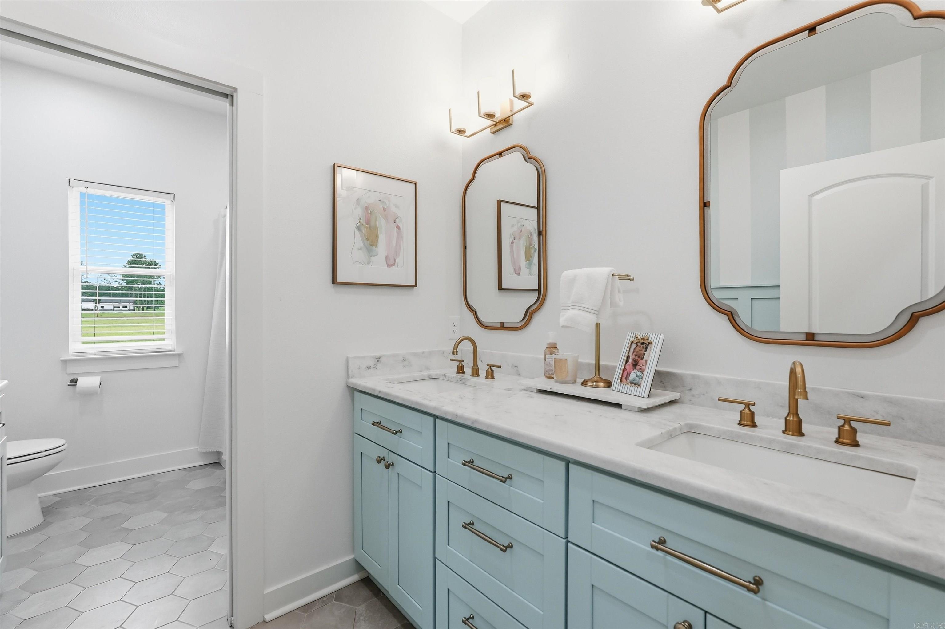 EAGLE RIDGE ESTATES - Residential