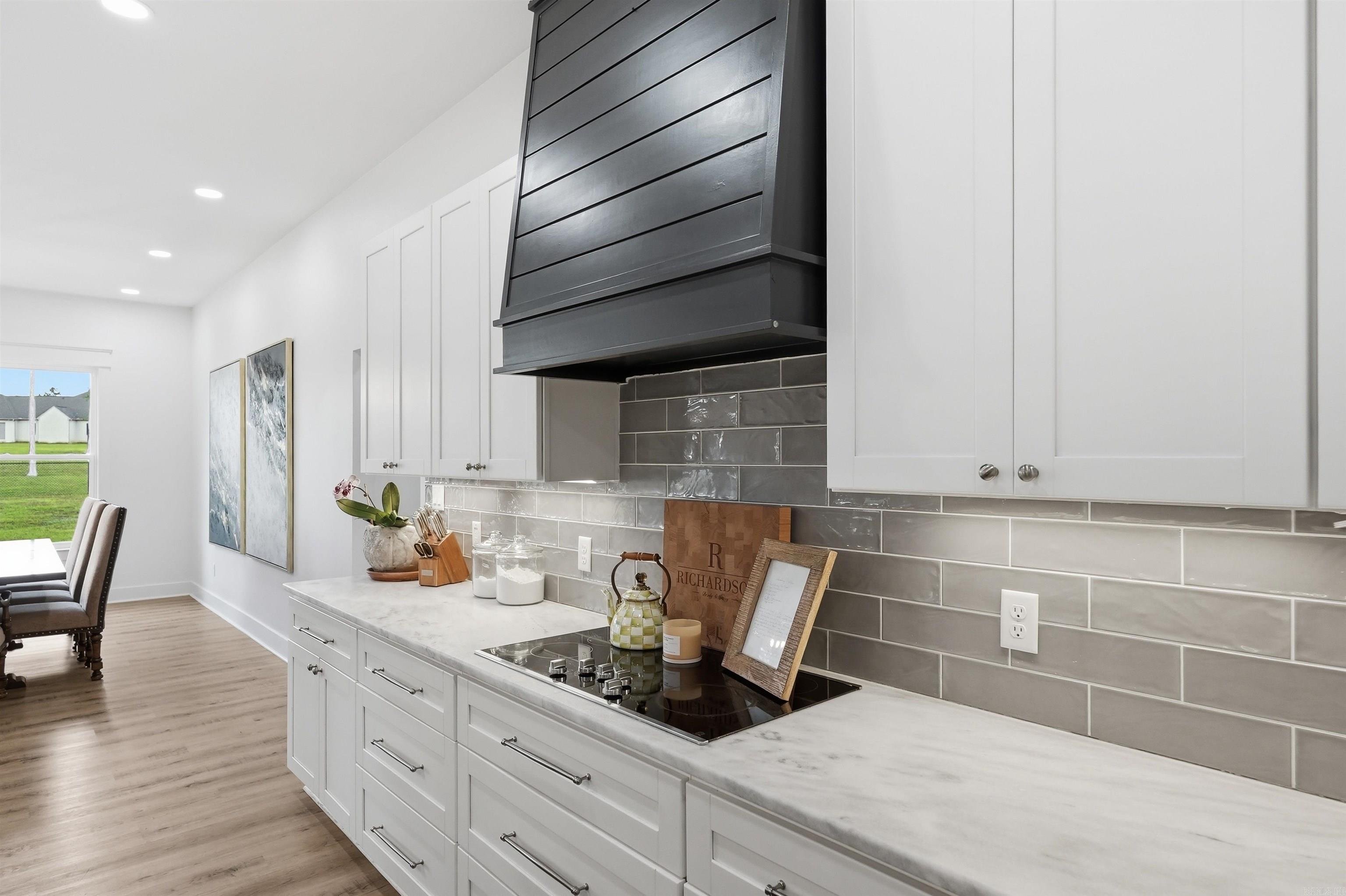 EAGLE RIDGE ESTATES - Residential