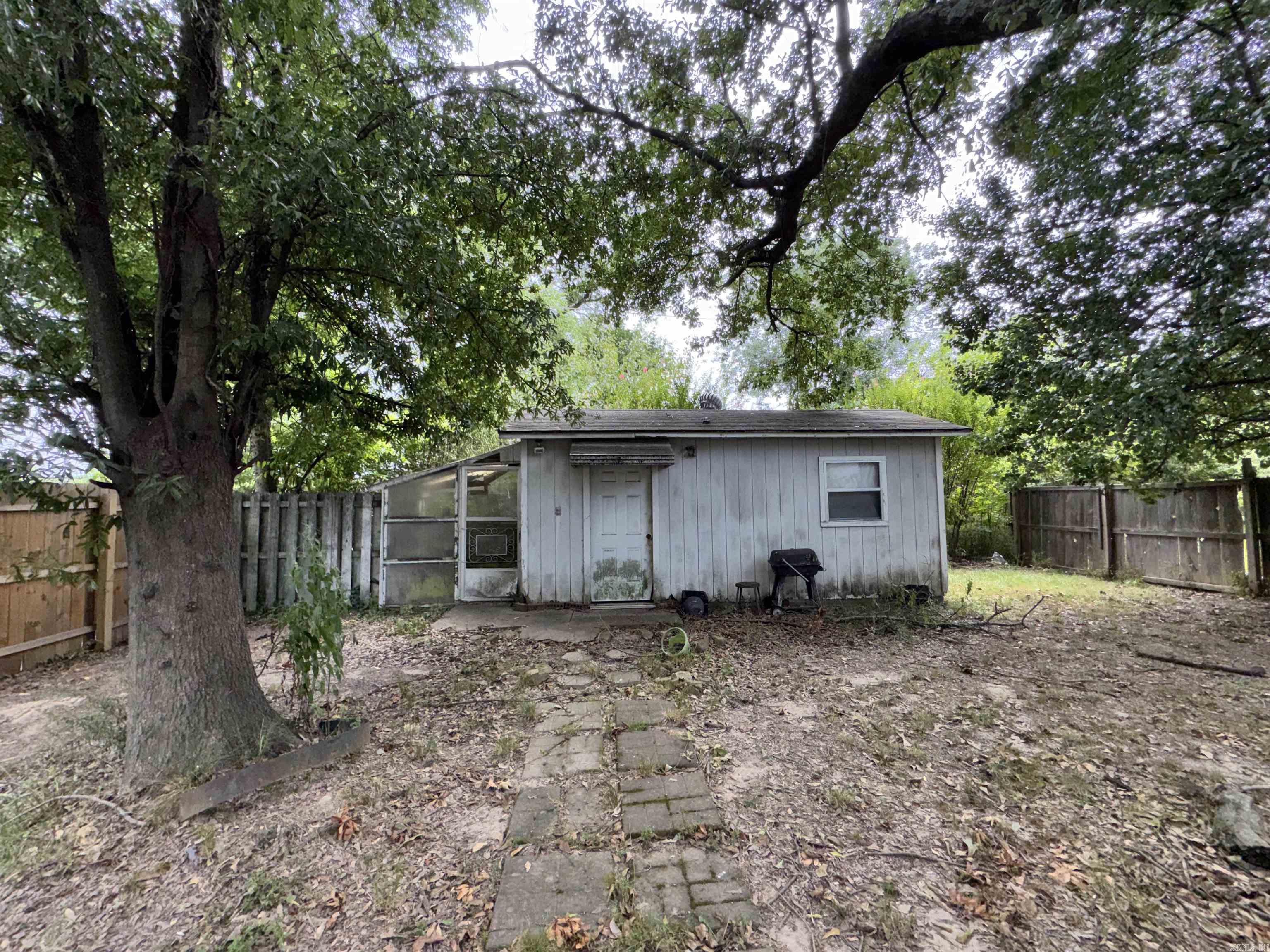 Mahles 2nd - Residential