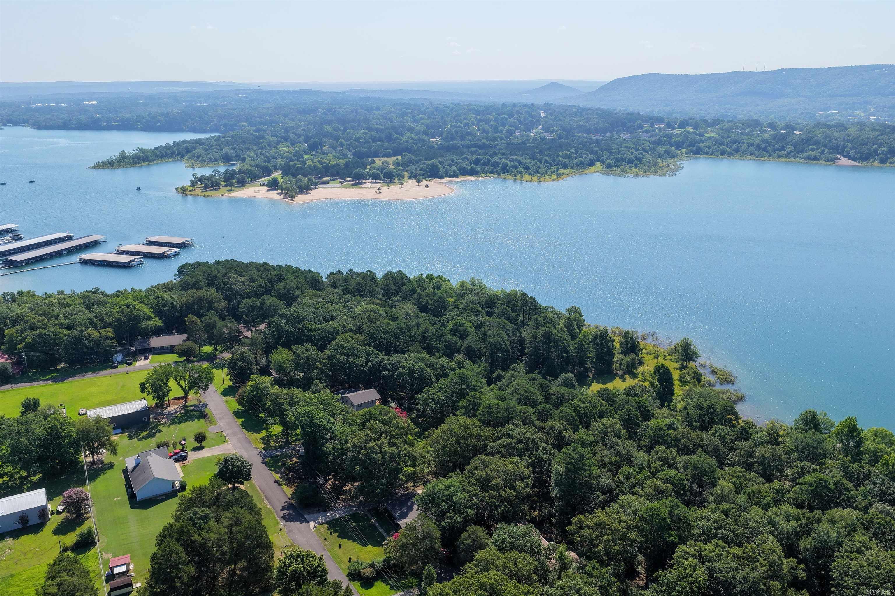 CRICKET COVE - LAKE - Residential