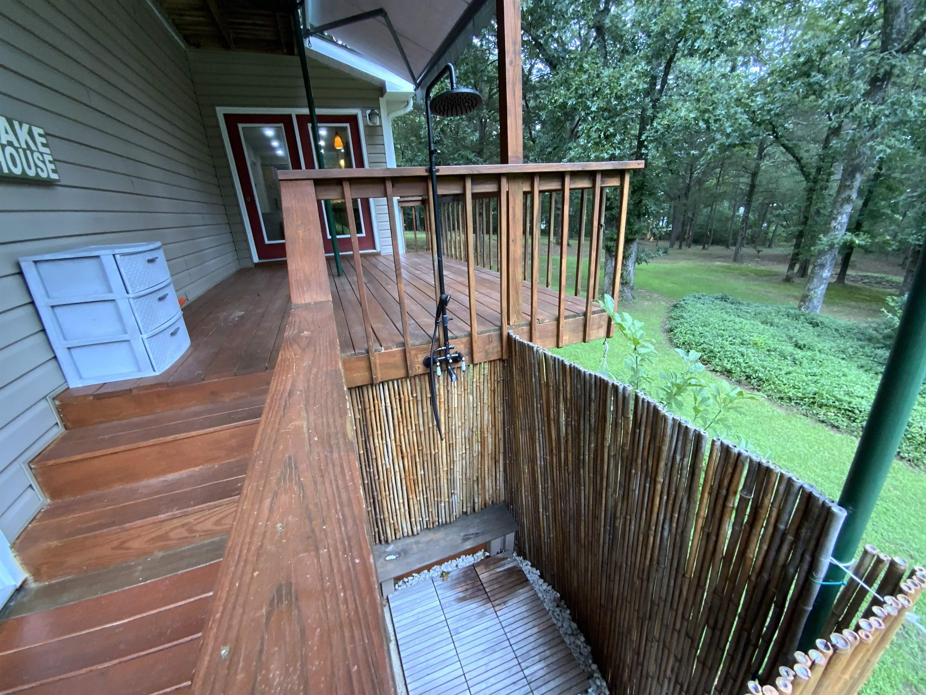 CRICKET COVE - LAKE - Residential