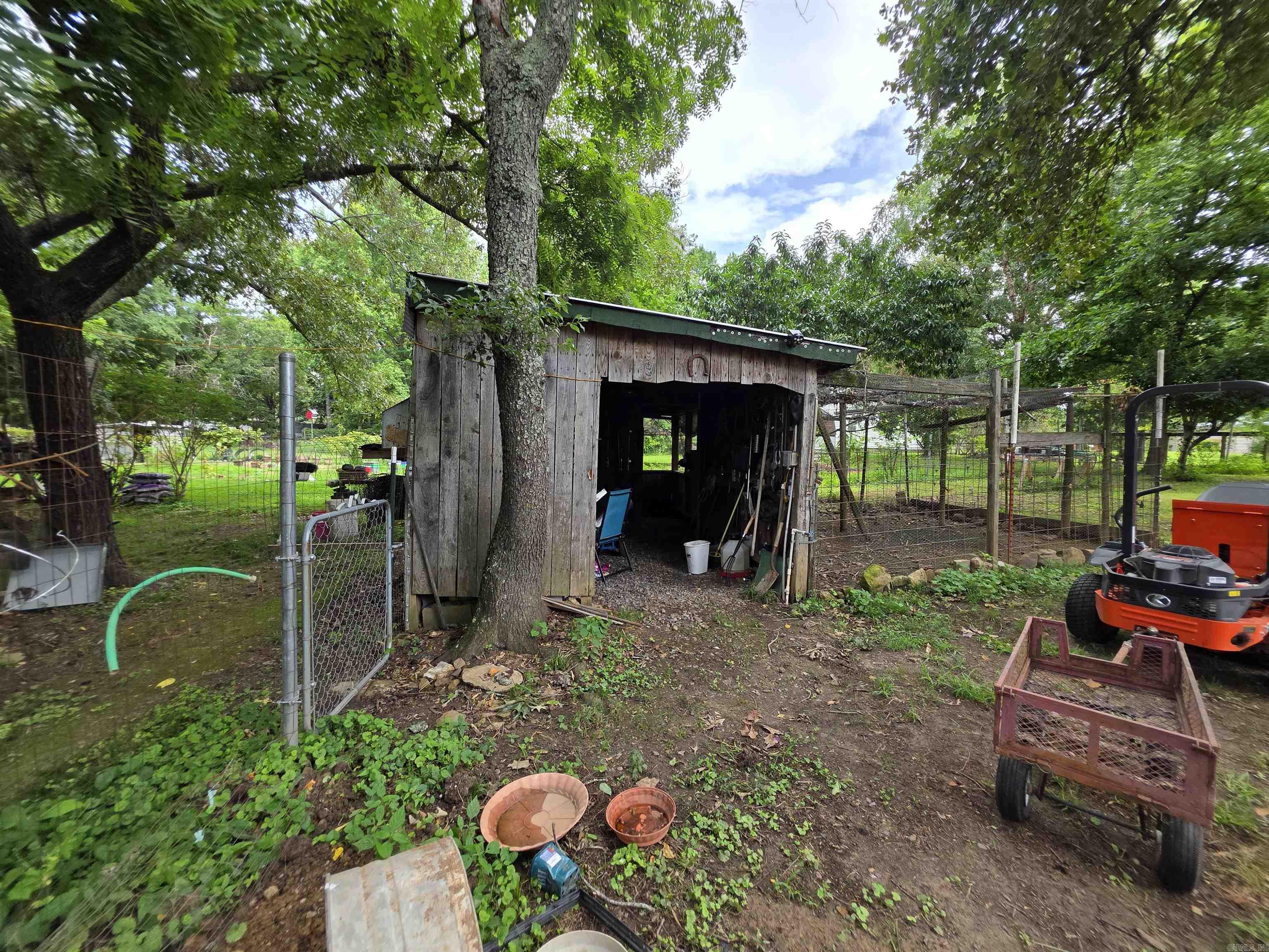 WOODLAND ADD INSIDE - Residential