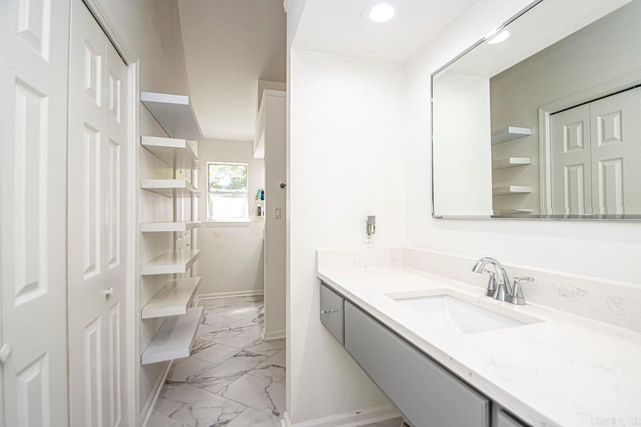 ST THOMAS ADDN - Residential