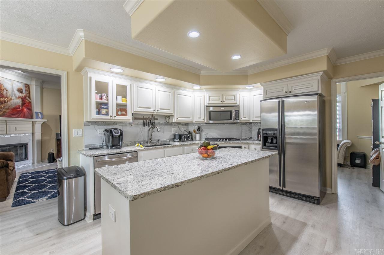 AUSTIN LAKES POINTE ADDN - Residential