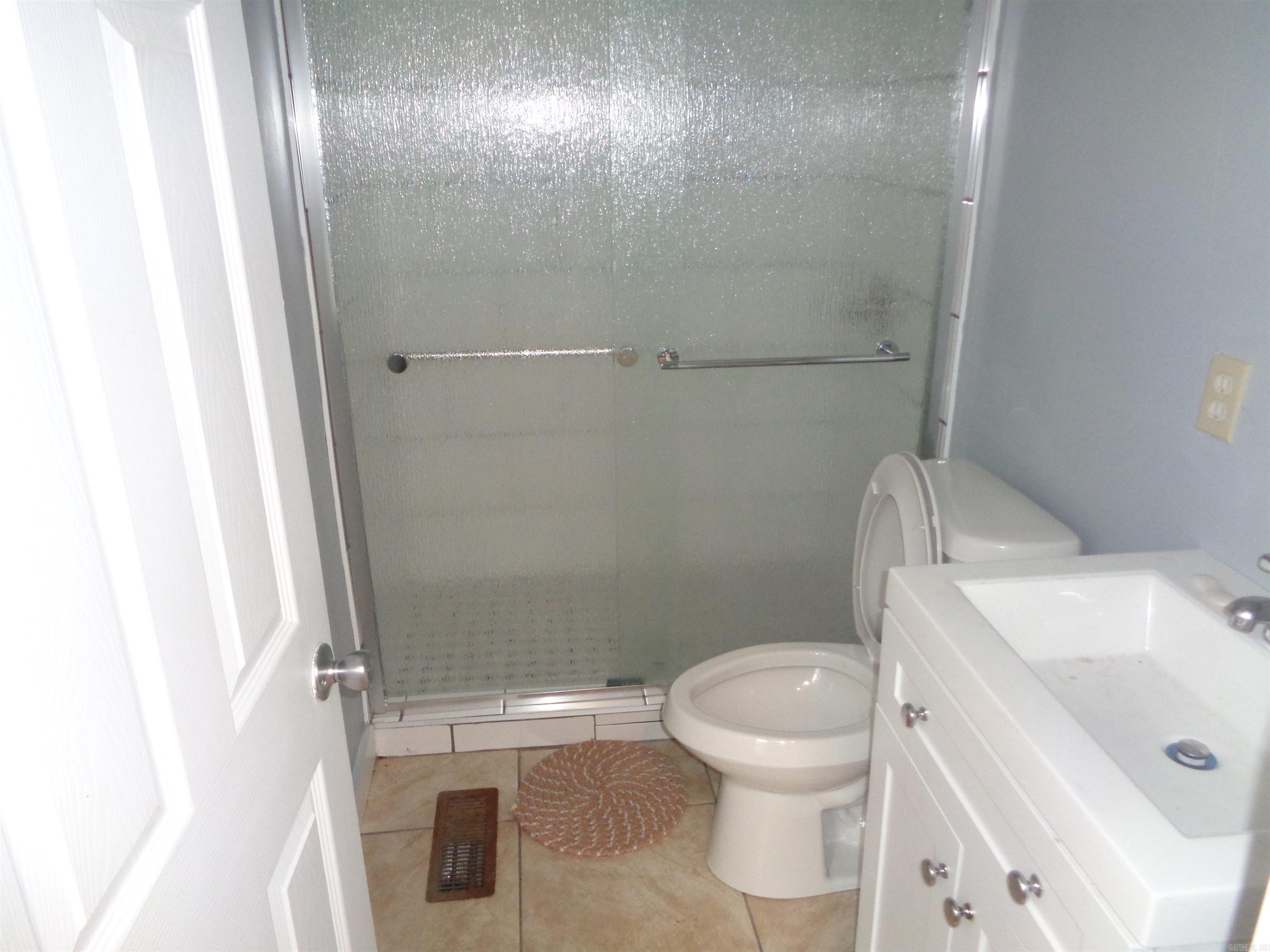 Tilfrey - Residential Lease