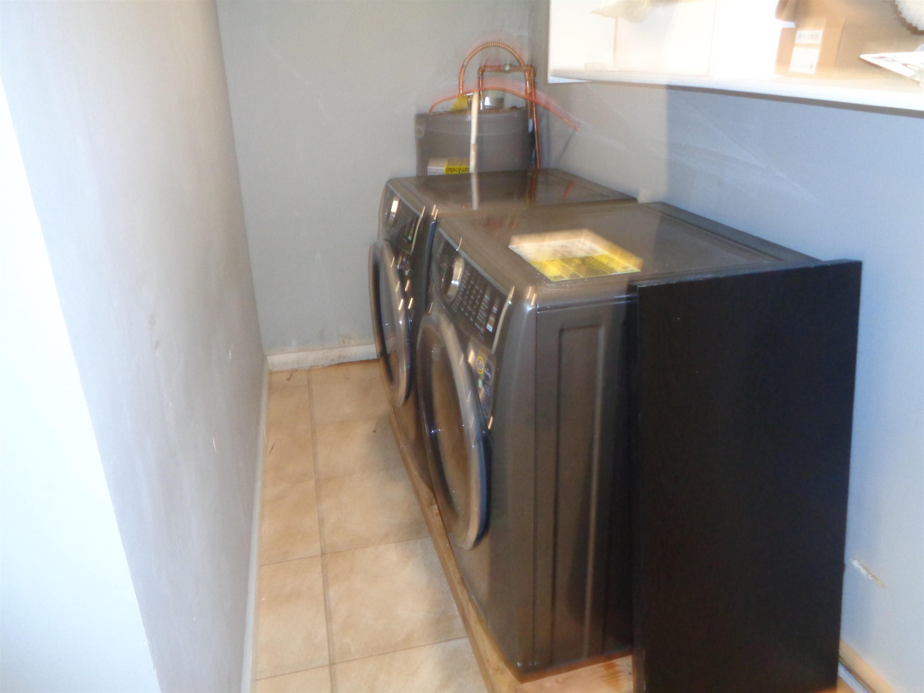 Tilfrey - Residential Lease