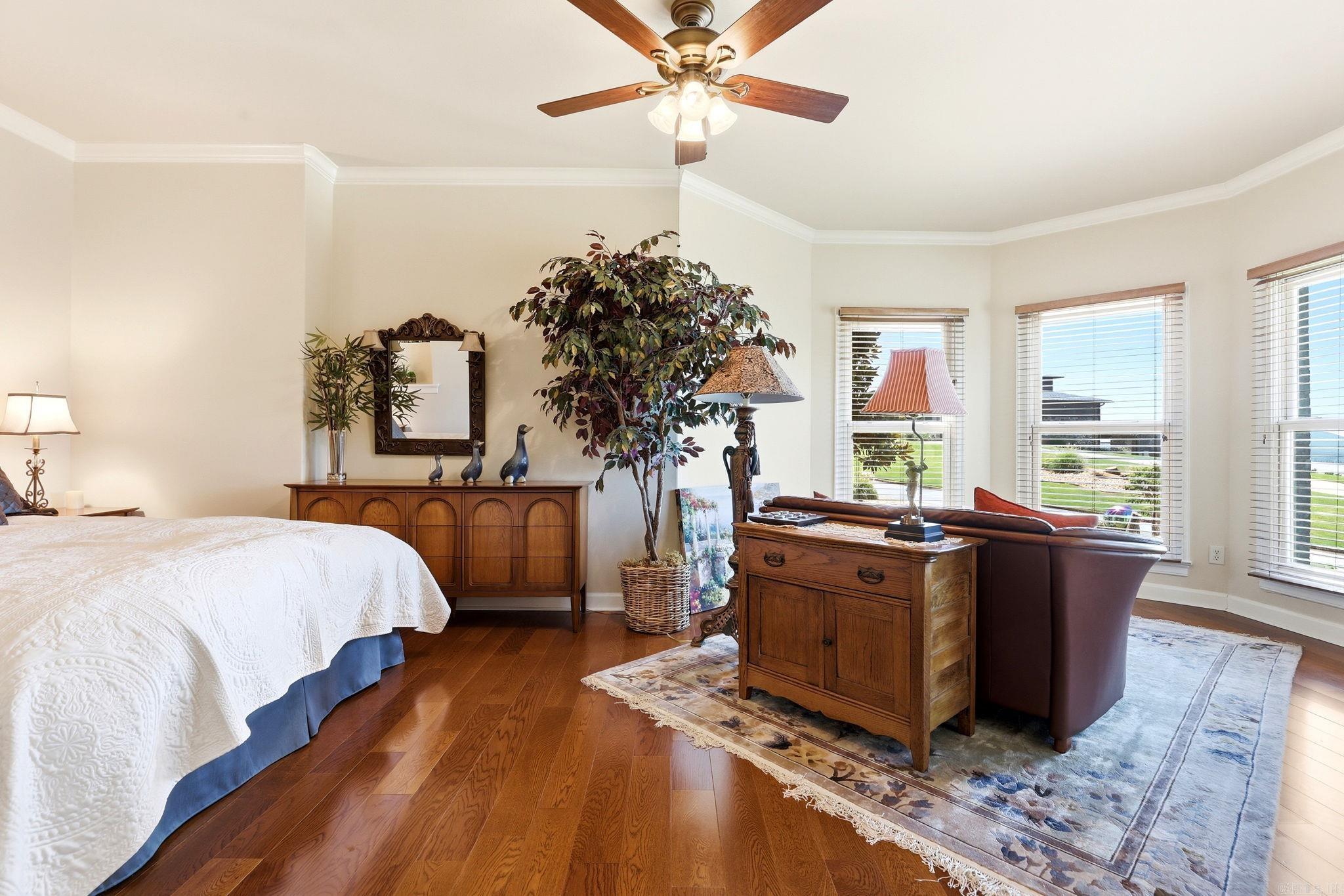 MOUNTAIN CREST ESTATES - Residential