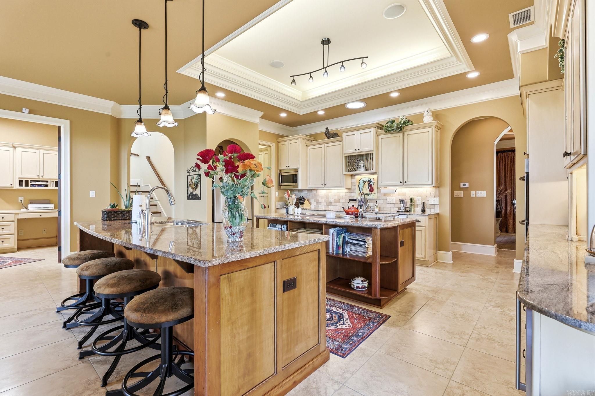 MOUNTAIN CREST ESTATES - Residential