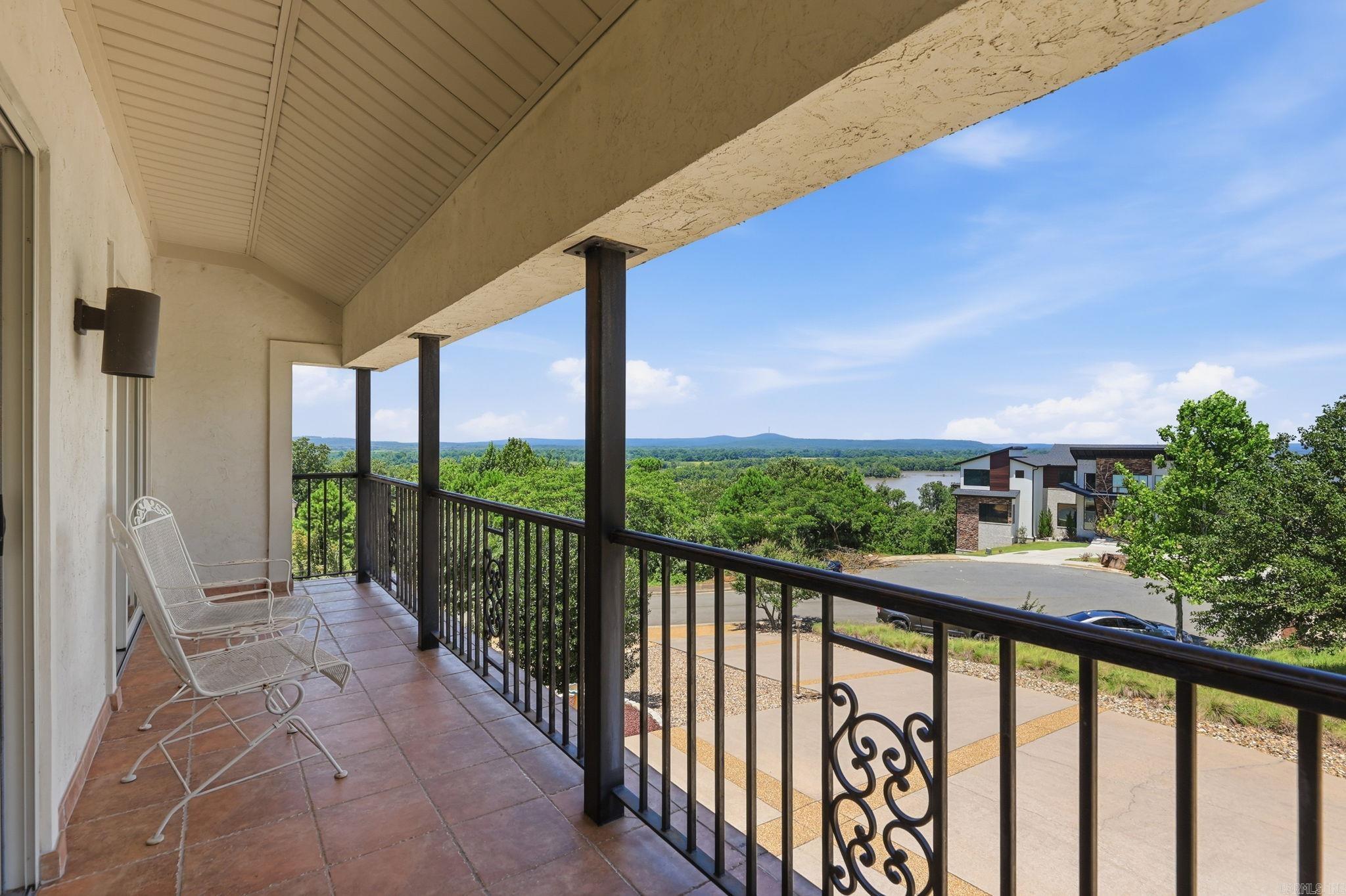 MOUNTAIN CREST ESTATES - Residential