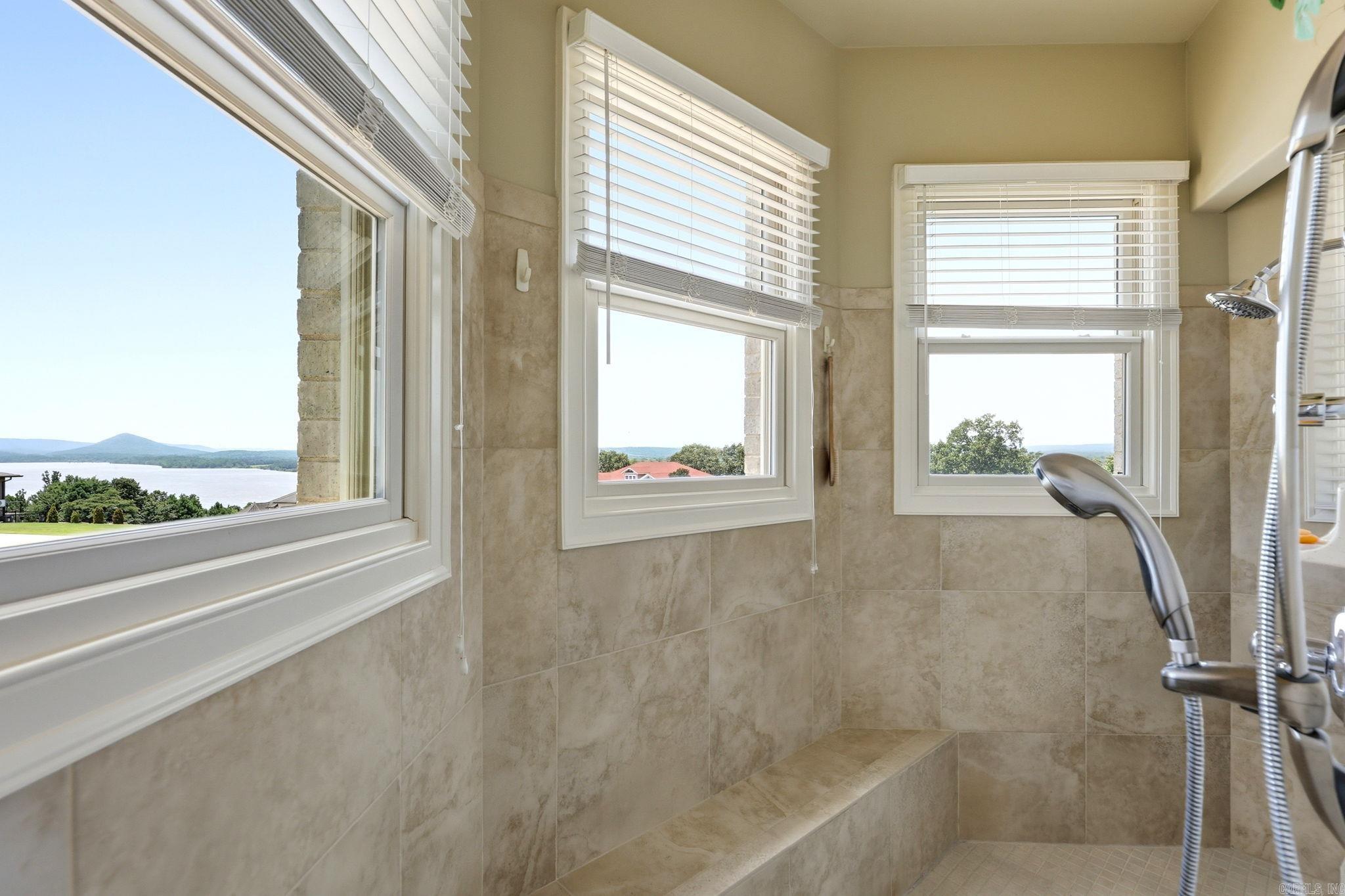 MOUNTAIN CREST ESTATES - Residential