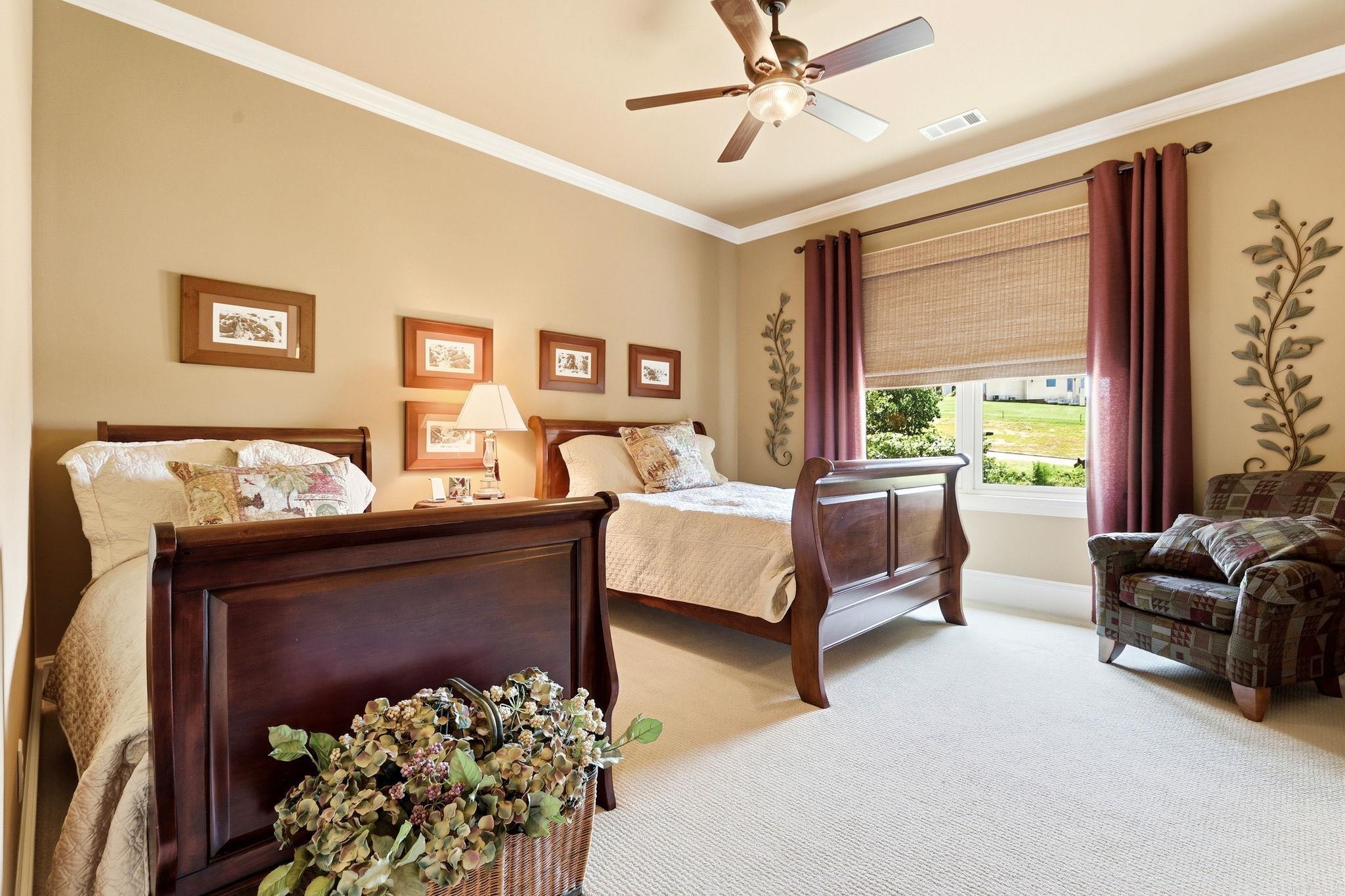 MOUNTAIN CREST ESTATES - Residential