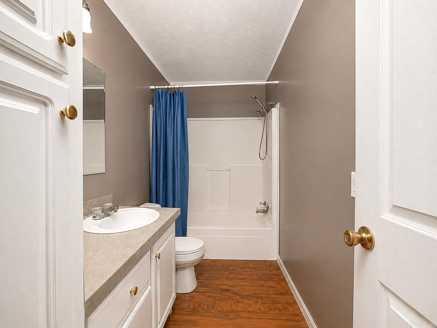 Meadowood #3 - Residential